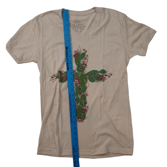 CRAZY TRAIN Cactus Cross Speckled Tan Women's Vneck Graphic Tee Size Small - Picture 6 of 6